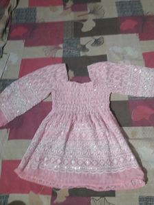 pink colour top size 28