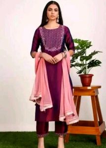 New Beautiful 💜 Duptta Set