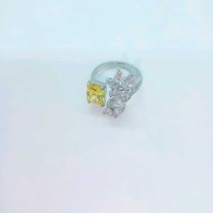 Beautiful Adjustable Ring