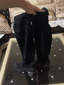 Long Boots..!