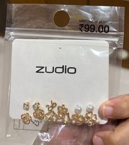 Zudio Lip Oil, Cute Earrings, Coloured Eye Lens