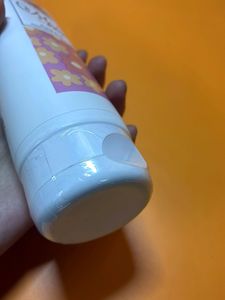 Sealed Nykaa Cherie Shower Gel