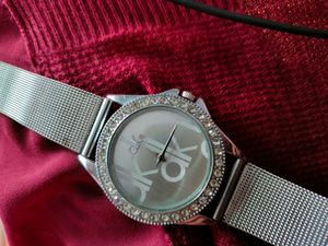 Women DK Silver Metallic Watch