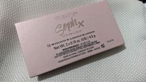 makeup revolution highlighter pallate