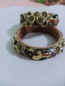 Golden Bangle Set