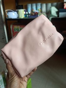 4 Makeup Storage Bags 🛍️
