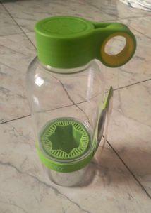 Juice Maker And Bottle 2 In 1