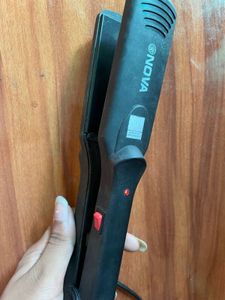 Nova Hair Straightner