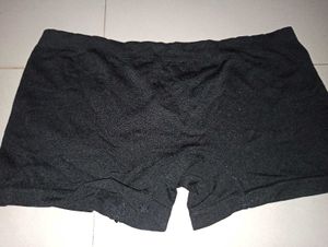 Men&#39;s Black Trunks