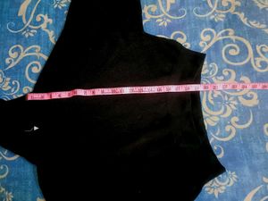 Zara Black Cropped Hoodie 🖤