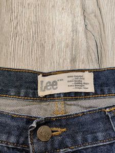Sc9163 Levi&#39;s Beggy Jeans Waist 40
