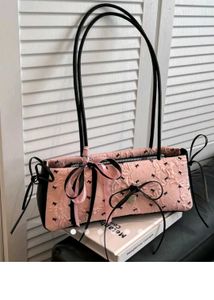 Savana Shoulder Bag
