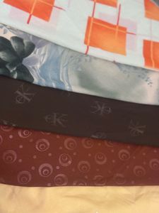Chic Triangular Scarf/Shawl (Set Of 7)