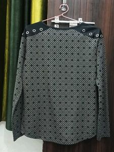 Patterned Long Sleeve Top