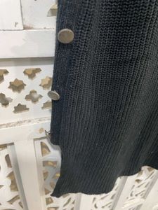 🎀Black Cowl Neck Knit Vest ()