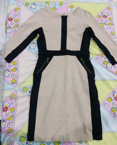 AND women Solid Round neck Dress