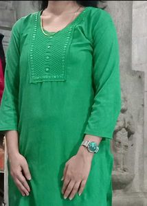 Green Embroidered Kurta