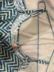 Stylish Strap Top With Butterfly Wave