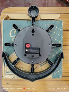 QUARTZ WALL CLOCK ⏰