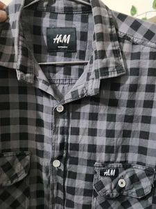 Chcek Shirt Size M