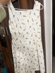 iconic Lipstick Print Dress