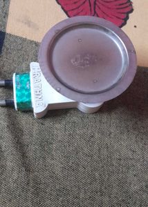 Kapoor Electronic Stand