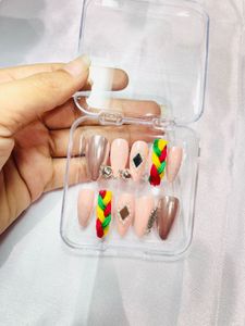 Navratri Special Press-On Nail Set