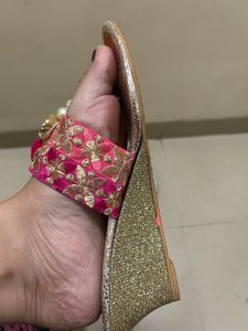Embroidered Ethnic Sandals
