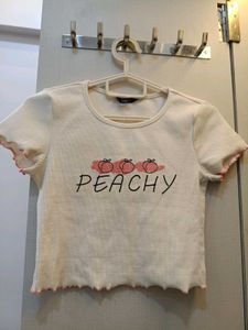 Peachy Graphic Tee