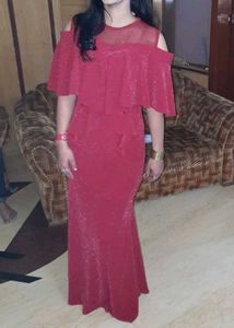 Elegant Red Cold Shoulder Dress