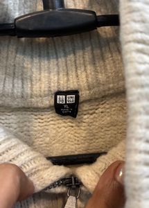 🇯🇵Uniqlo Imported Zip Pullover