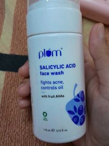 Plum Salicylic Acid Face Wash