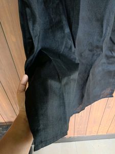 Women Plain Black Kurta