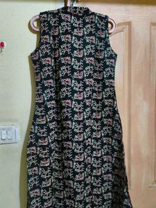 Patterned Sleeveless Dress
