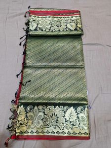 Green &amp; Red Banarasi Silk Saree