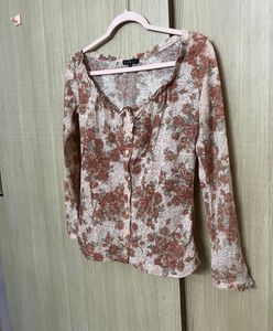 Romantic Floral Long-Sleeve Blouse