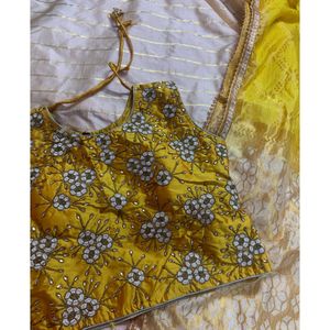 Lehanga for mehandi &amp; haldi