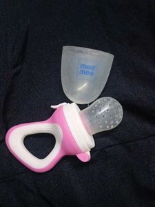 Baby Sukkur And Spoon Food Dispenser