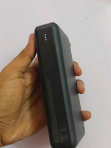 Spigen ArcPack 30000mAh Power Bank, PD3.0