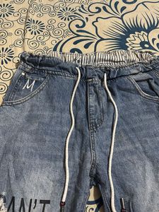 Ripped Jeans