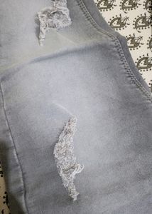 Women Grey Damaged Jeans