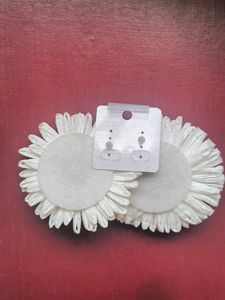 Daisy Flower Earrings