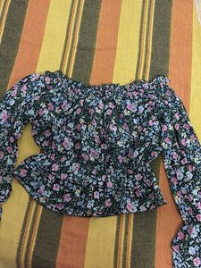 Floral Print Off-Shoulder Top