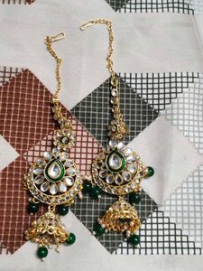 Elegant Multi-Strand Pearl Necklace