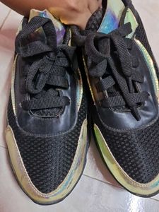 Casual Shoes For Women Very Good Condition