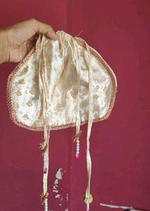 Hand Pouch