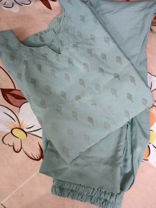 Elegant Kurta & Plazo Set
