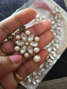 2 Beutiful Nacklace