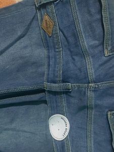 Lee Cooper Orignial Jeans Torn On Waist But I Have Fixed It . It Will Not Come Out