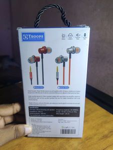 New Metal Wired Earphone
